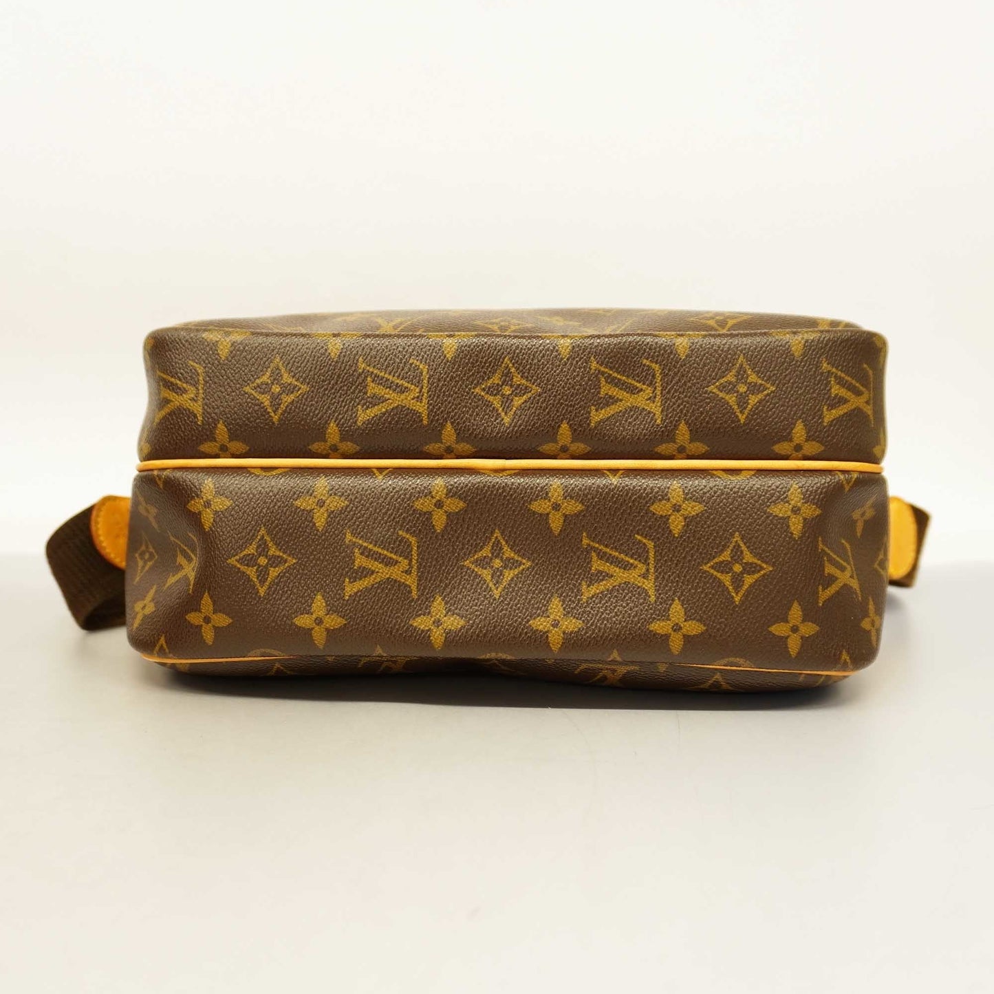 Louis VuittonAuth Monogram Reporter PM Women's Shoulder Bag