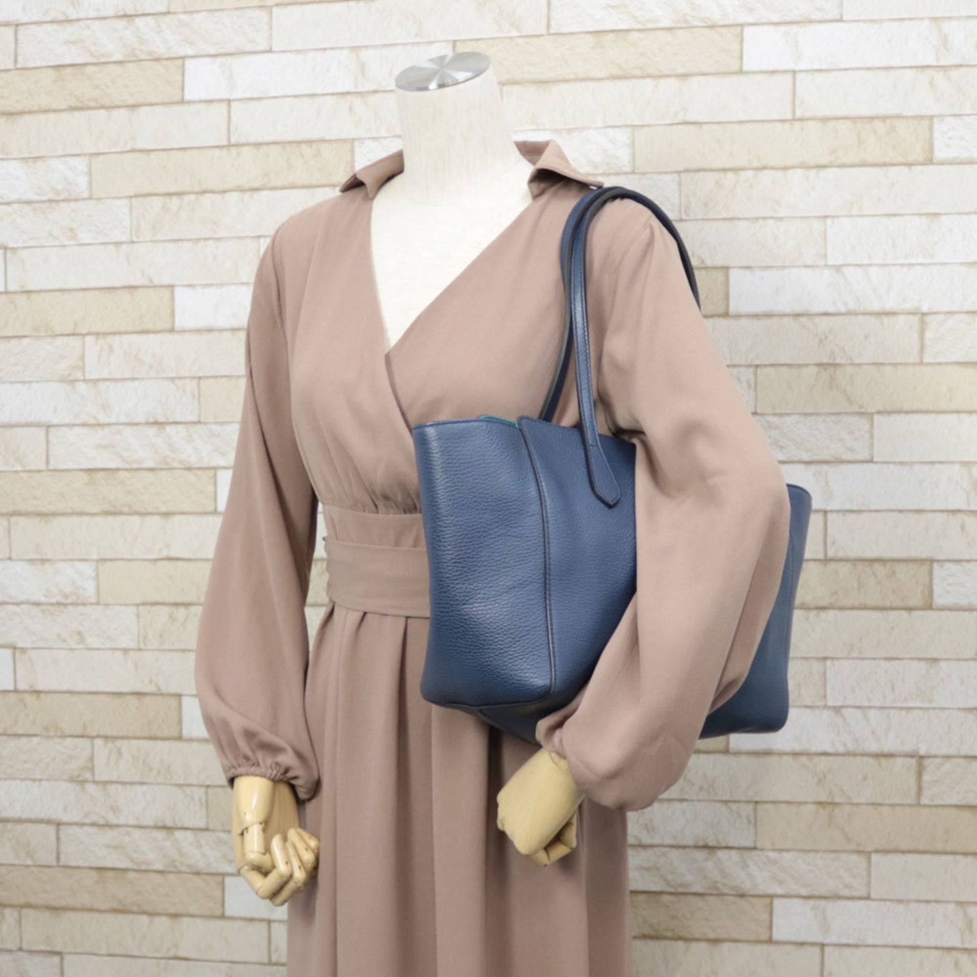 Gucci Swing Ladies Tote