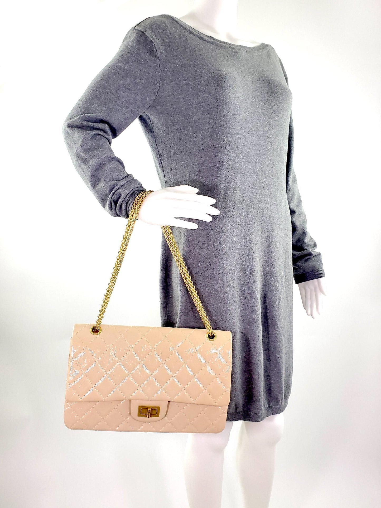 CHANEL 2.55 Beige 227 Reissue Classic Shoulder Crossbody Flap Bag