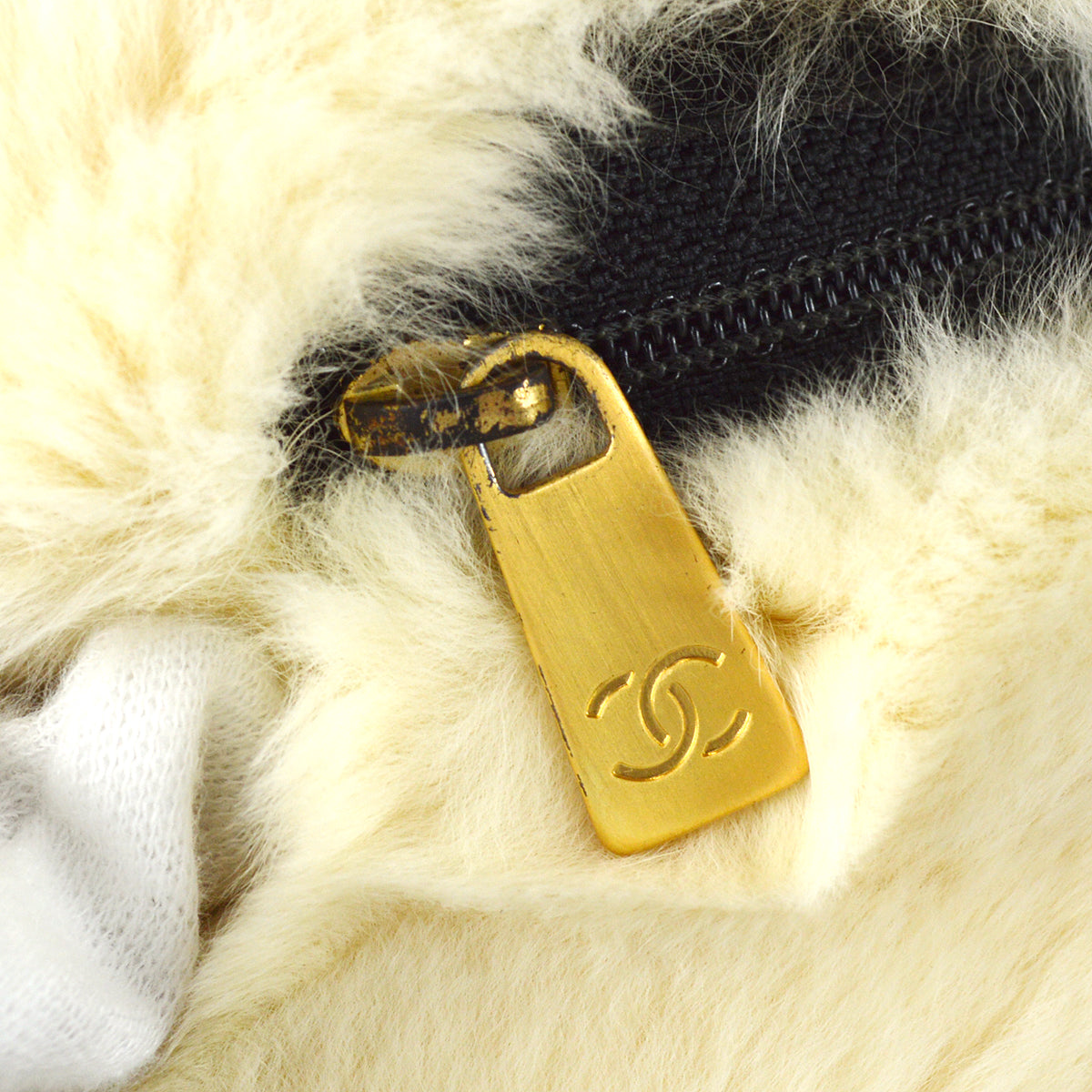 Chanel Shoulder Bag - Almora Bags