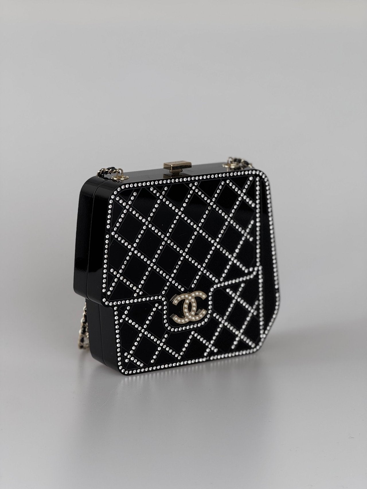 Chanel Shoulder Bag - Almora Bags