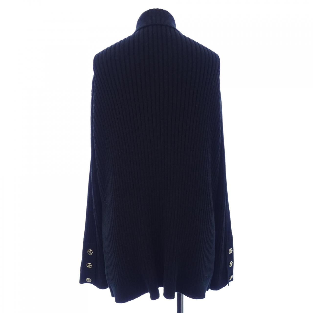 Chanel P63091K48814 Wool Cardigan Handbag