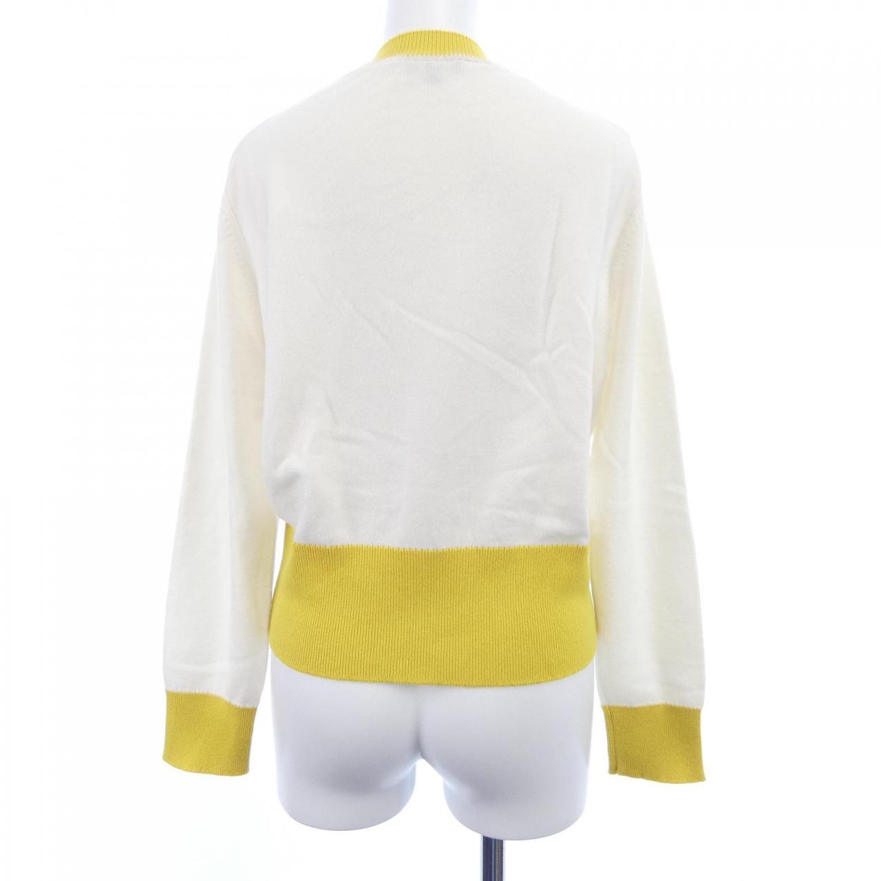 Chanel P61427K46799 Cashmere Cardigan Handbag
