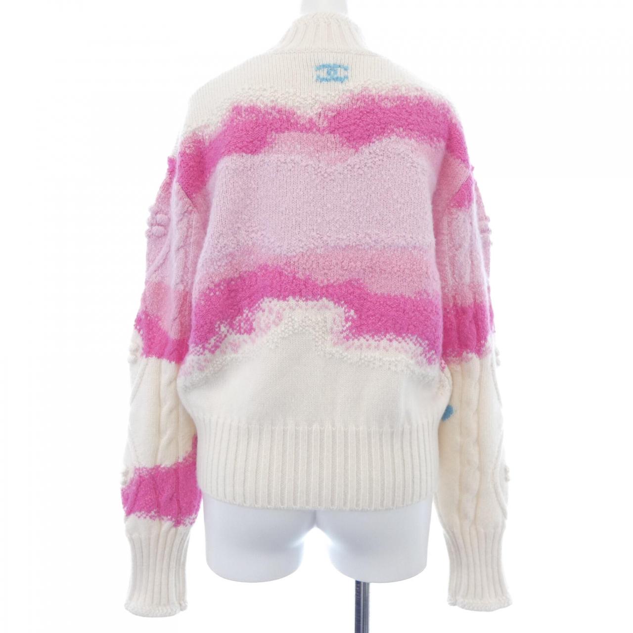Chanel P73247K10553 Cashmere Knit Handbag