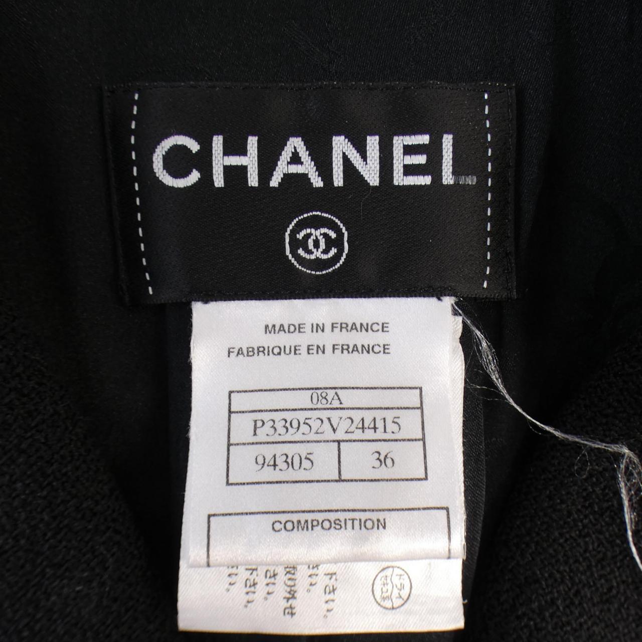 Chanel P33952V24415 08A Coat Handbag