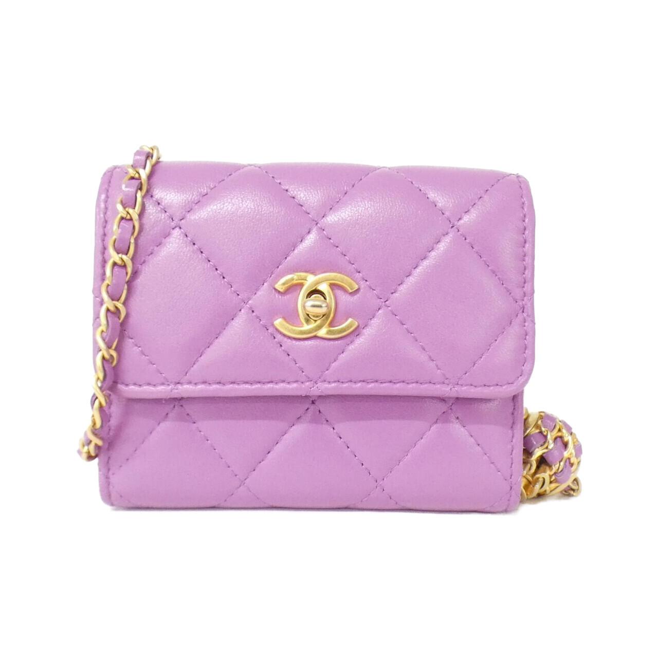 Chanel Lambskin Chain Clutch