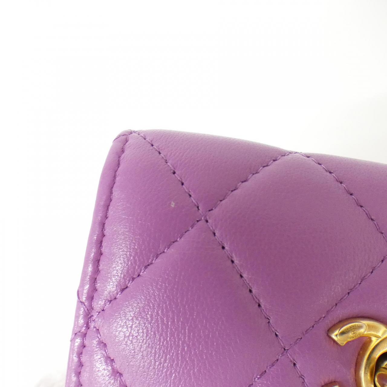 Chanel Lambskin Chain Clutch