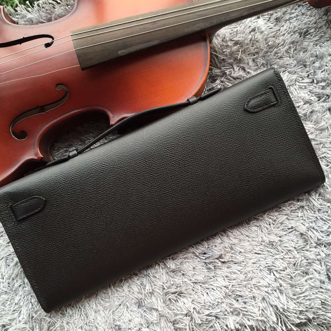 Luxury Hermes Black Handcrafted Kelly Cut Clutch