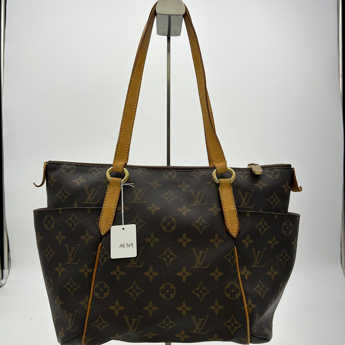 Louis Vuitton 2009 Totally PM Tote Bag YVEAE709
