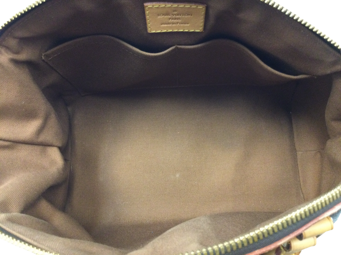 Handbag Luxury Designer By Louis Vuitton Size: Small