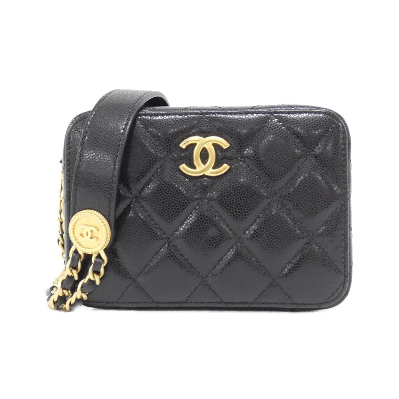 Chanel Caviar Skin Chain Clutch