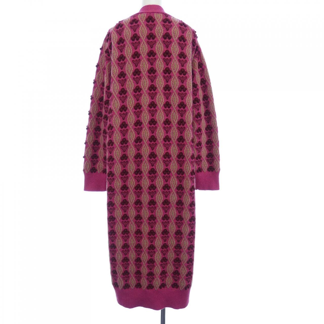 Chanel P73900K10583 Cashmere Long Cardigan Handbag