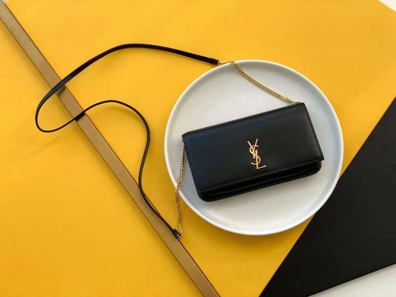 Yves Saint Laurent - Bags 