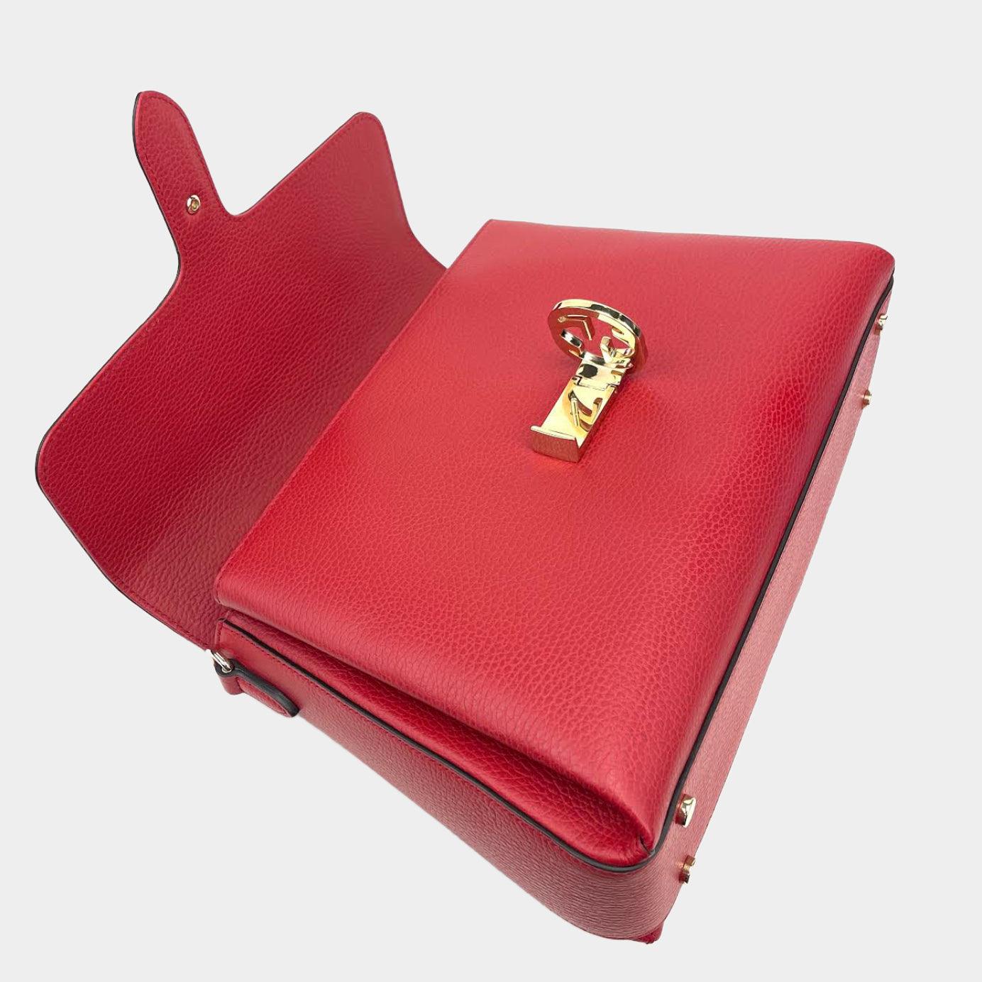 Gucci Chain Leather Shoulder Bag