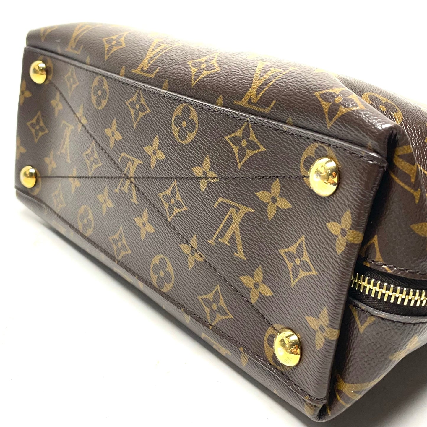 Handbag Luxury Designer By Louis Vuitton Size: Large