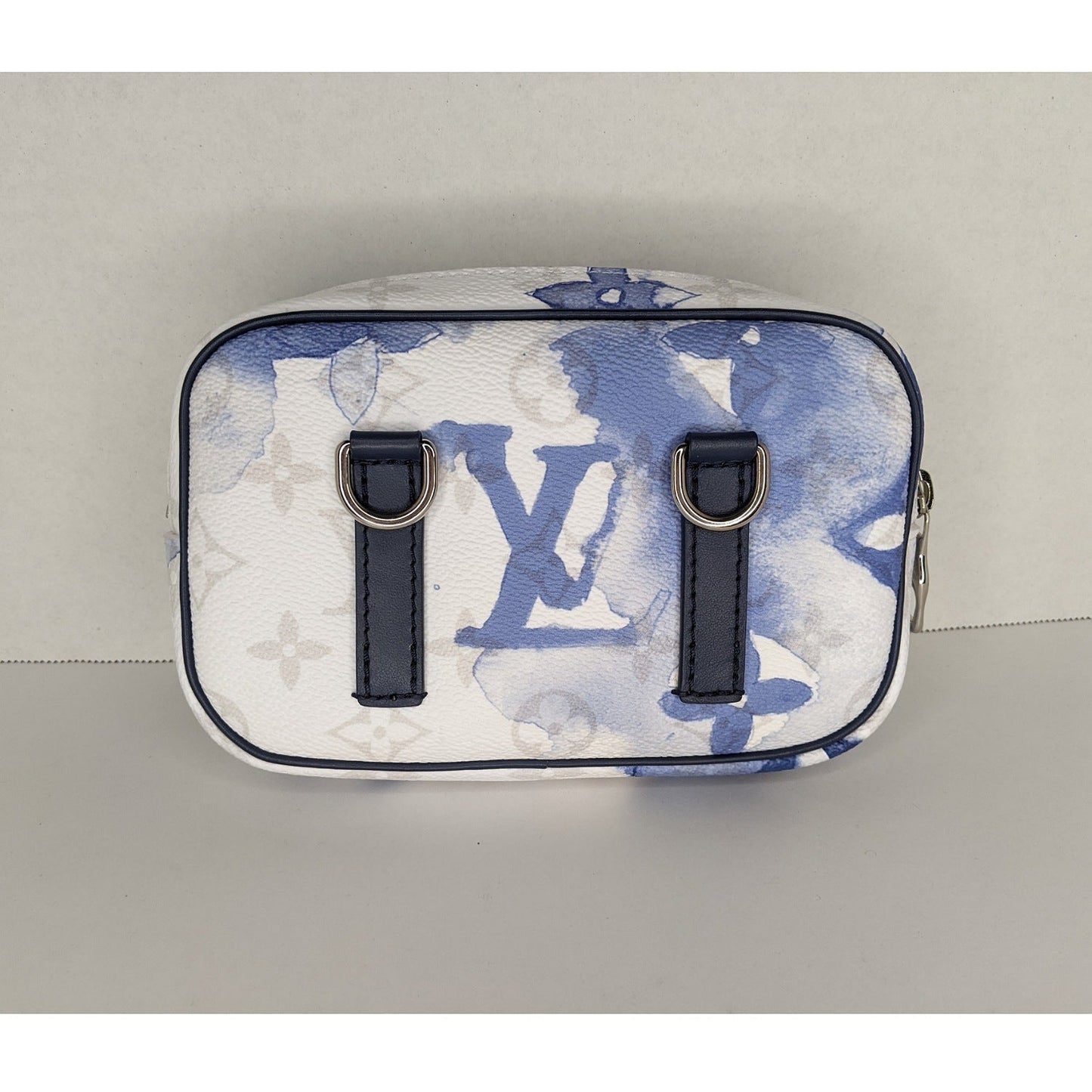 Louis Vuitton Monogram Watercolor Outdoor Pouch Blue Unisex Clutch