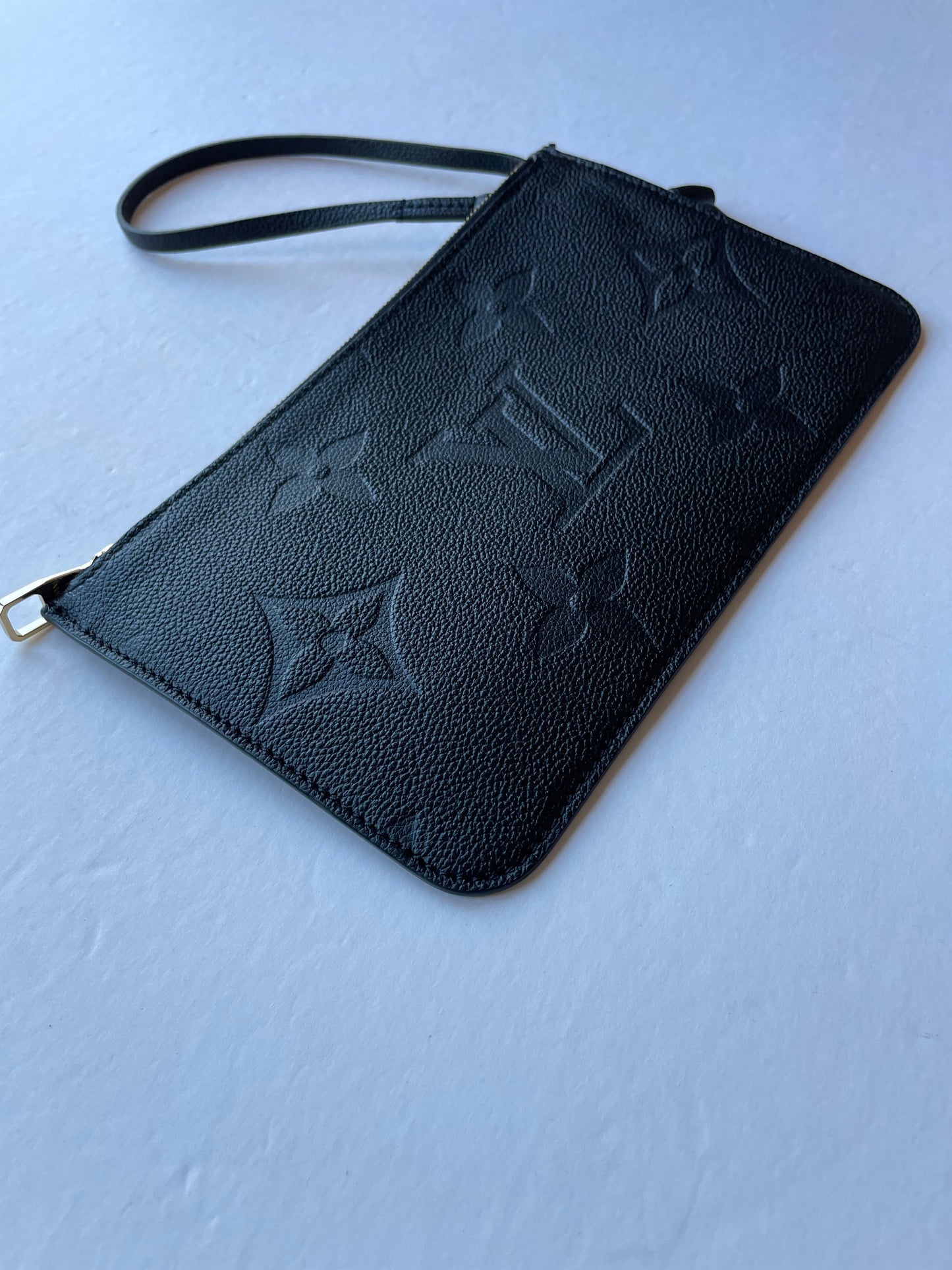 Clutch Luxury Designer By Louis Vuitton Size: Large