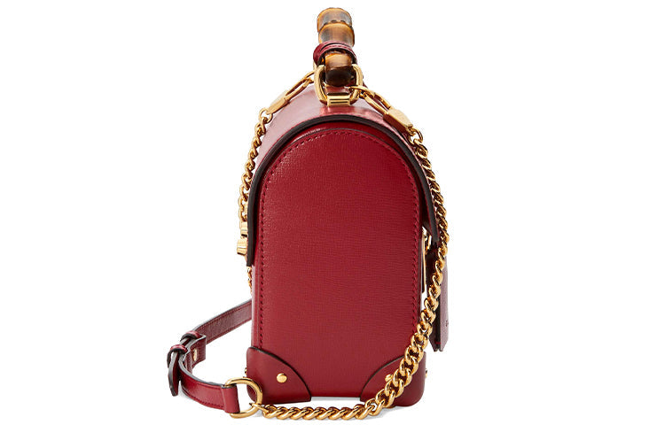 Gucci Chain Leather Shoulder Bag