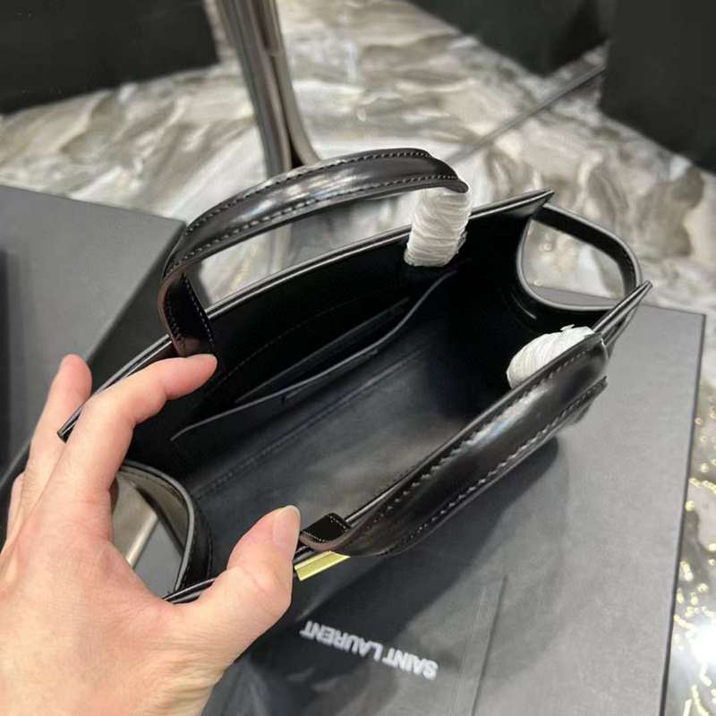 Yves Saint Laurent - Bags 