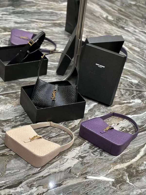 Yves Saint Laurent - Bags 