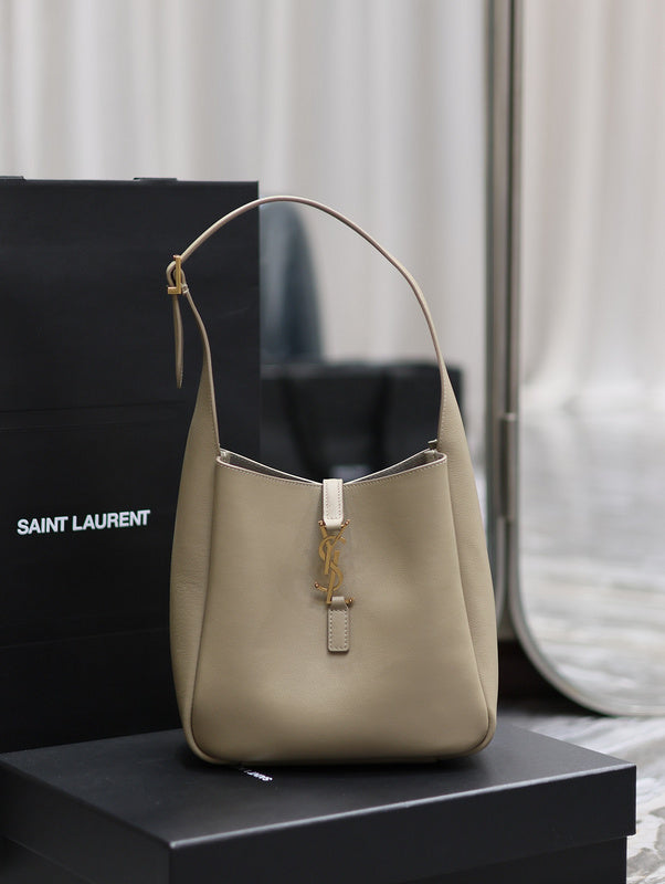 Yves Saint Laurent - Bags