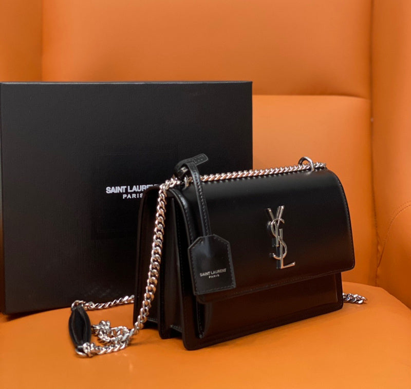 Yves Saint Laurent - Bags