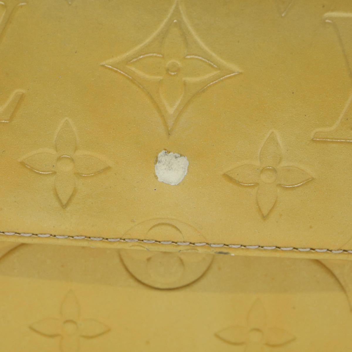 LOUIS VUITTON Monogram Vernis Mott Accessory Pouch Gris LV Auth Clutch