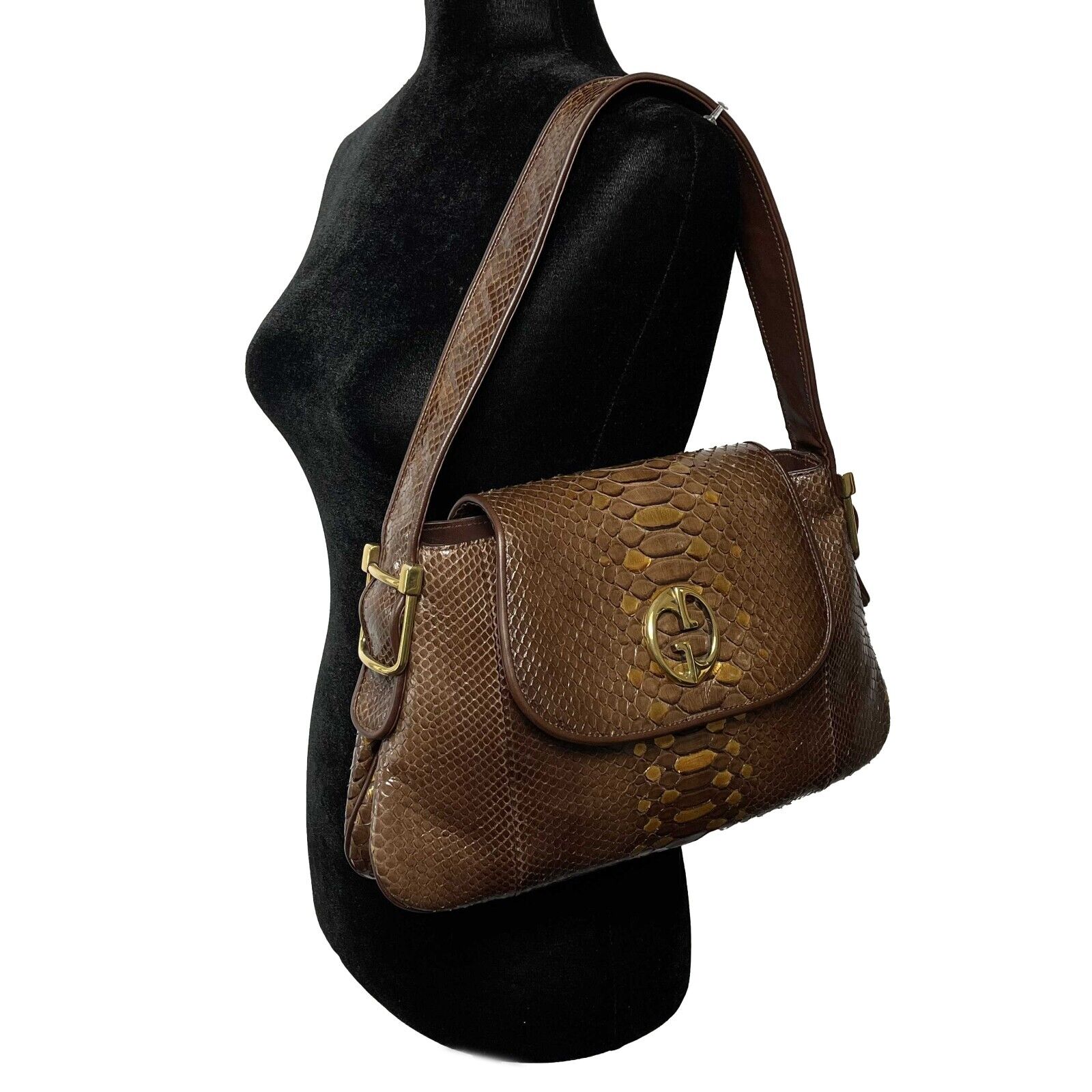 Gucci Leather Shoulder Bag