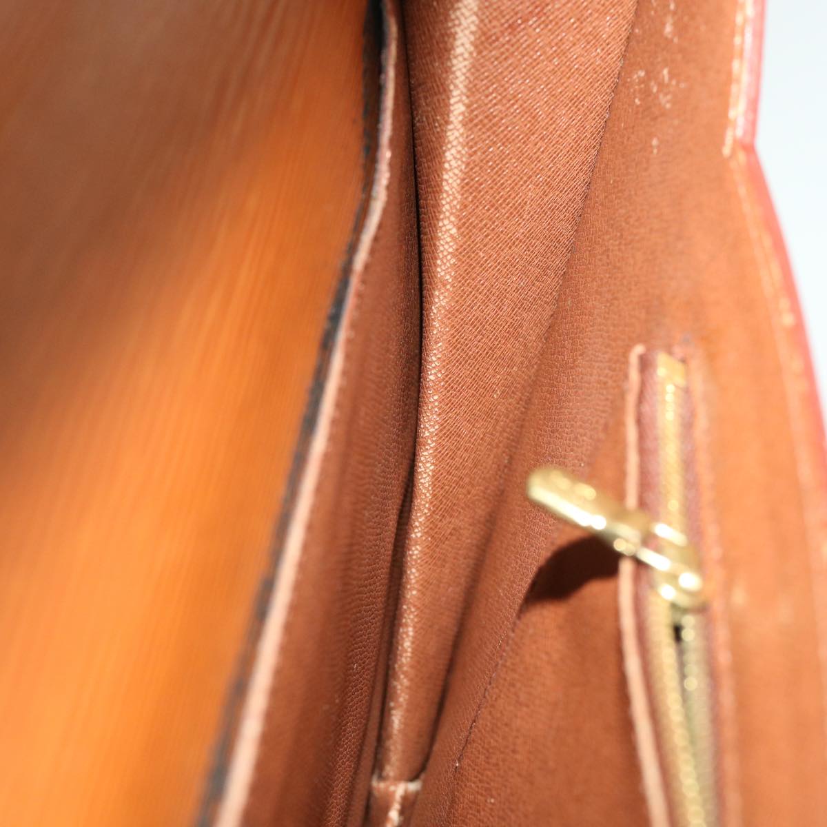 LOUIS VUITTON Epi Porte Documents Bandouliere Hand Bag Brown M54468 39023