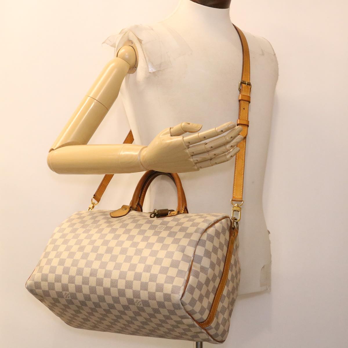 LOUIS VUITTON Damier Azur Bandouliere 35 Hand Bag N41002 LV 39036