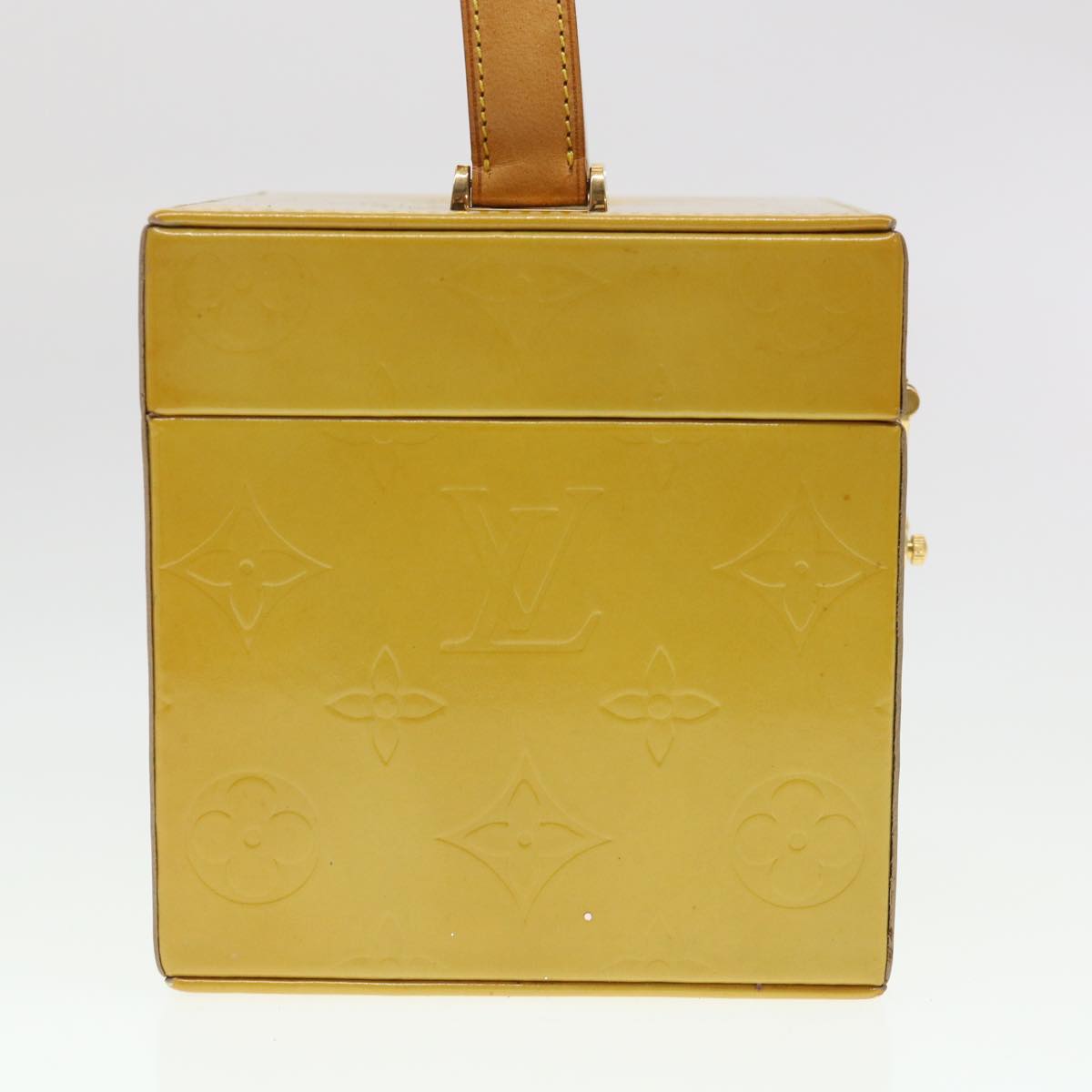 LOUIS VUITTON Monogram Vernis Bleecker Cosmetic Pouch Beige Clutch
