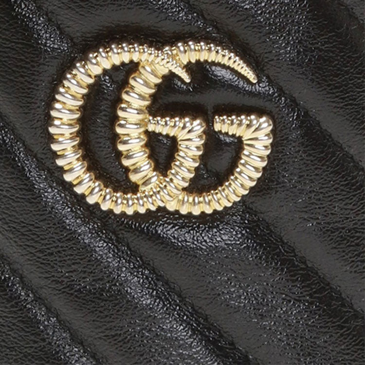 Gucci Chain Leather Shoulder Bag