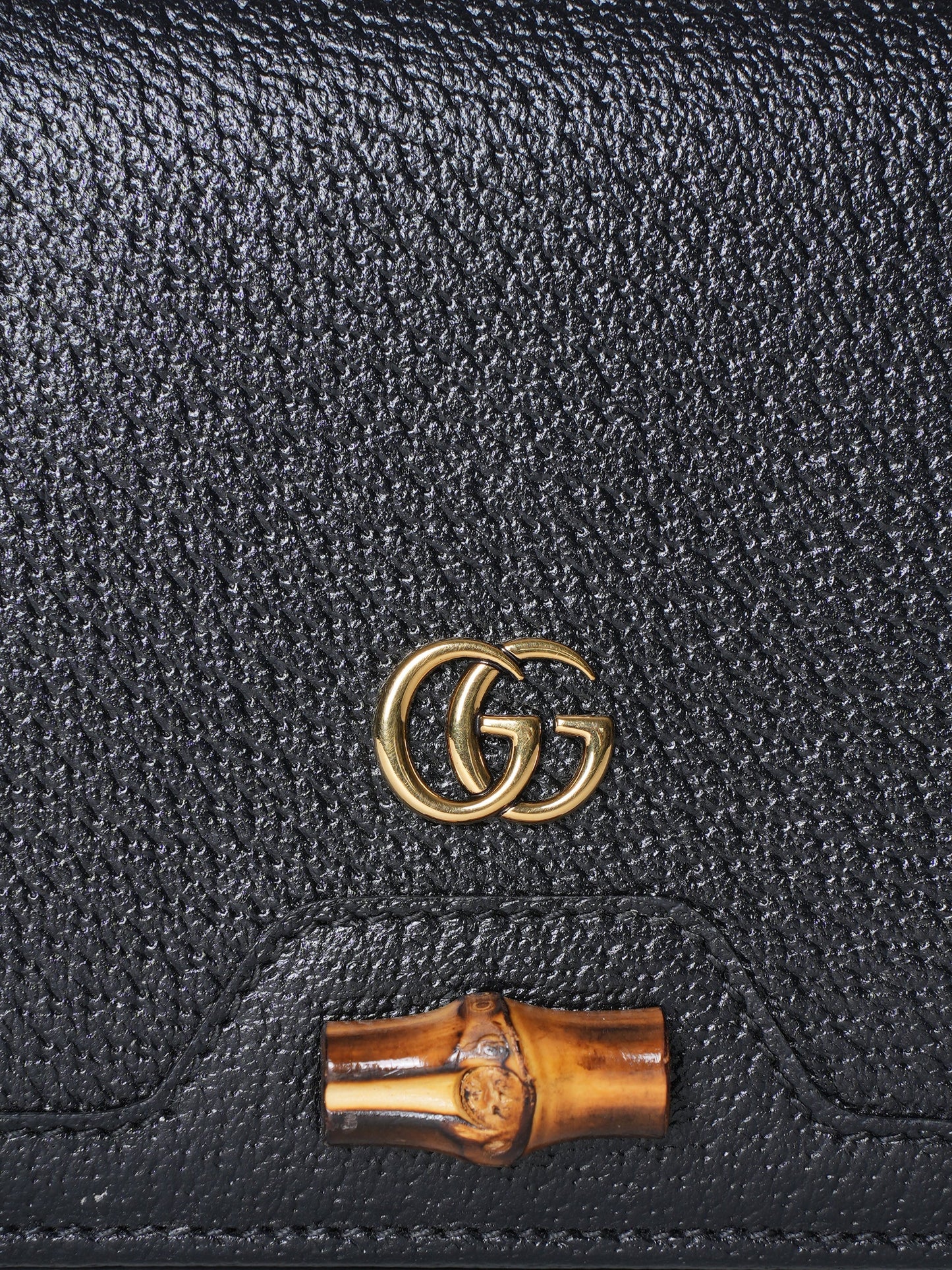 Gucci Lou Chain Leather Shoulder Bag