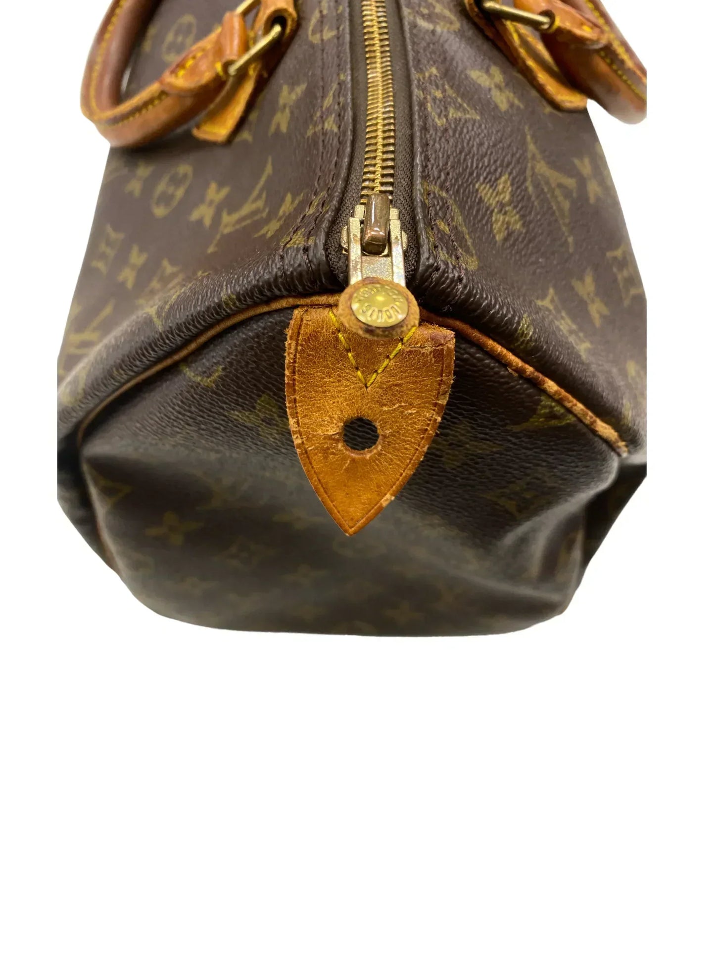 Handbag Designer By Louis Vuitton Size: Medium NYNY