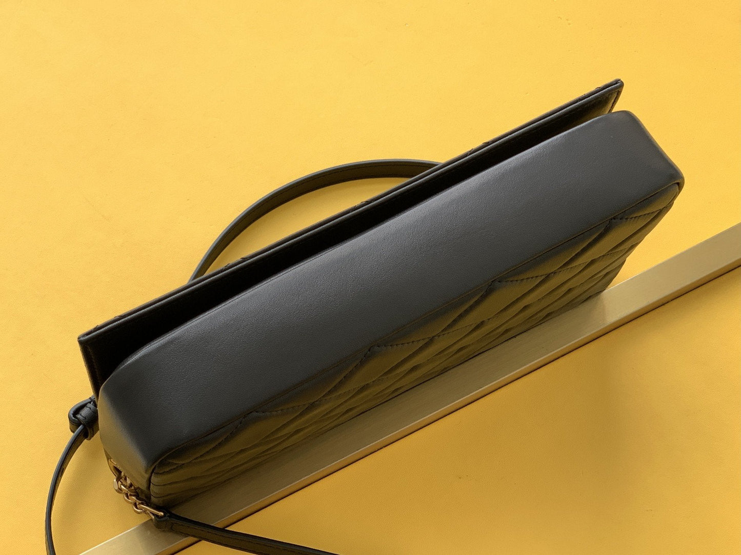 Yves Saint Laurent Kate Chain Bag Black With Gold Hardware
