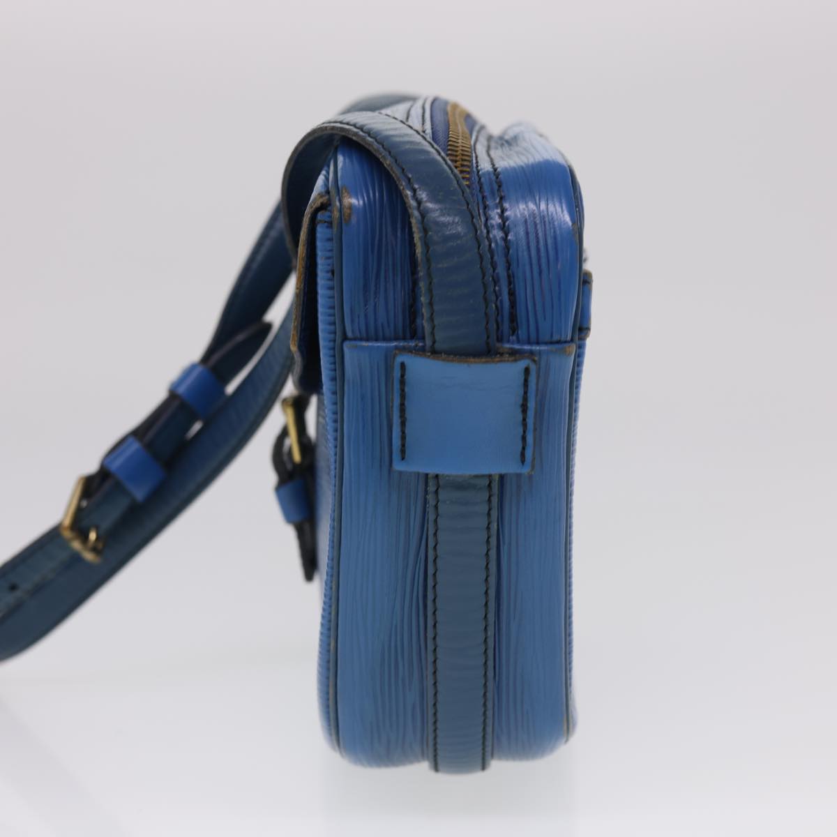 LOUIS VUITTON Epi June Feuille Shoulder Bag Blue M52155 LV 40091