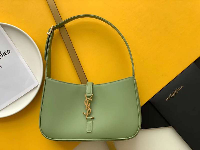 Yves Saint Laurent - Bags 