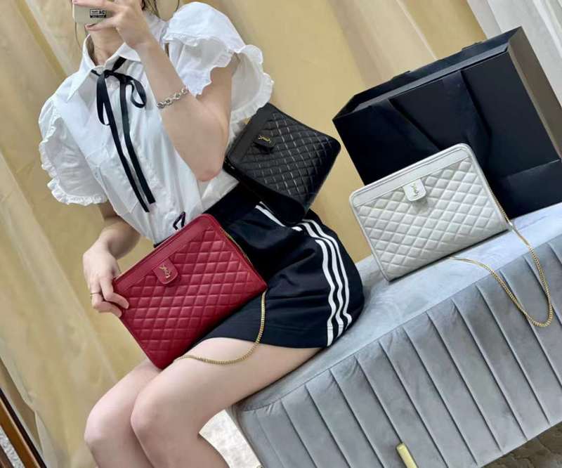 Yves Saint Laurent - Bags 