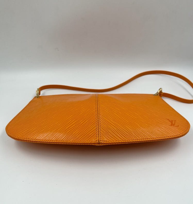 Louis Vuitton Pochette Demi Lune Pochette Clutch