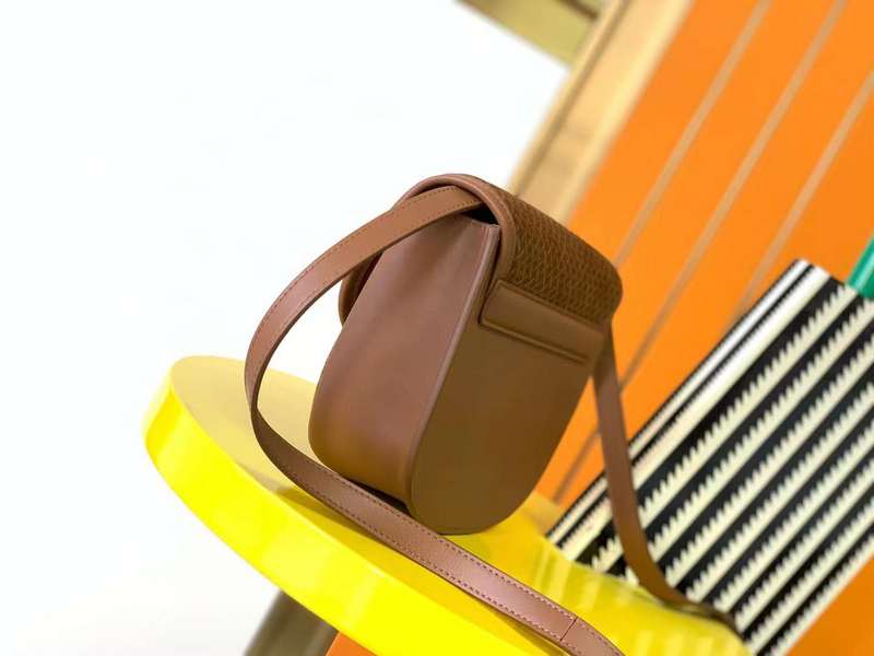 Yves Saint Laurent - Bags 