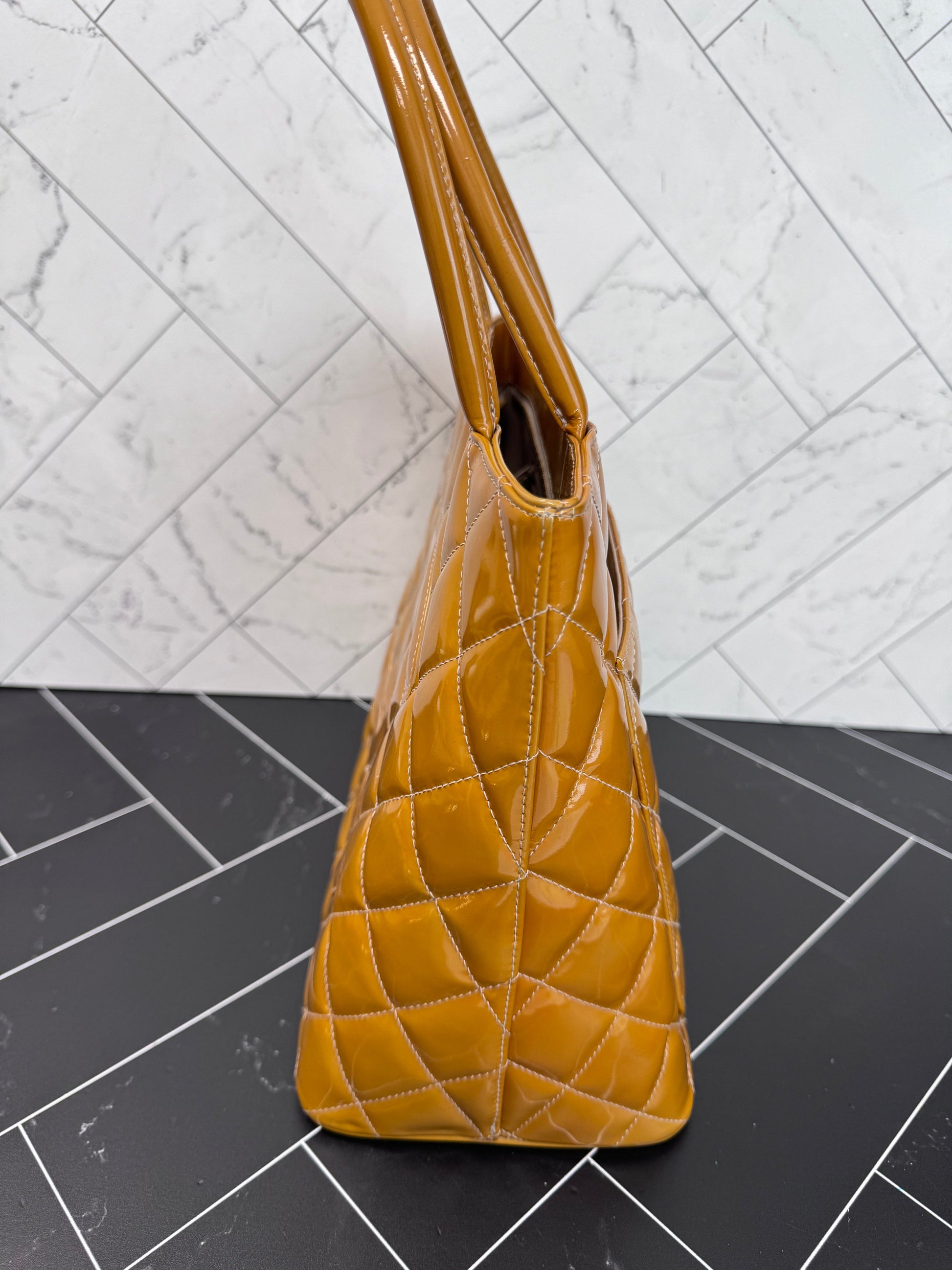 Chanel Shoulder Bag - Almora Bags