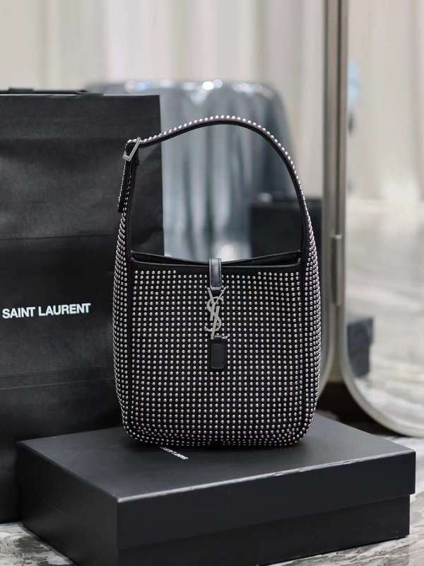 Yves Saint Laurent - Bags 