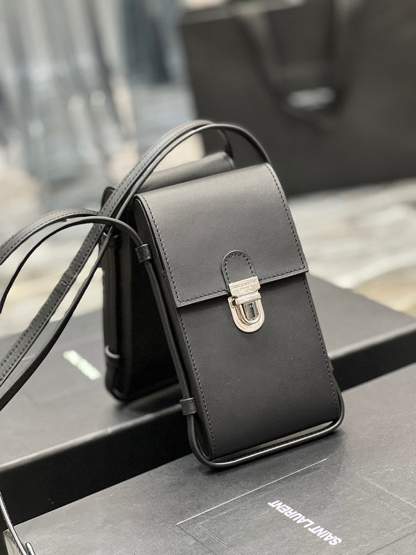 Yves Saint Laurent - Bags 