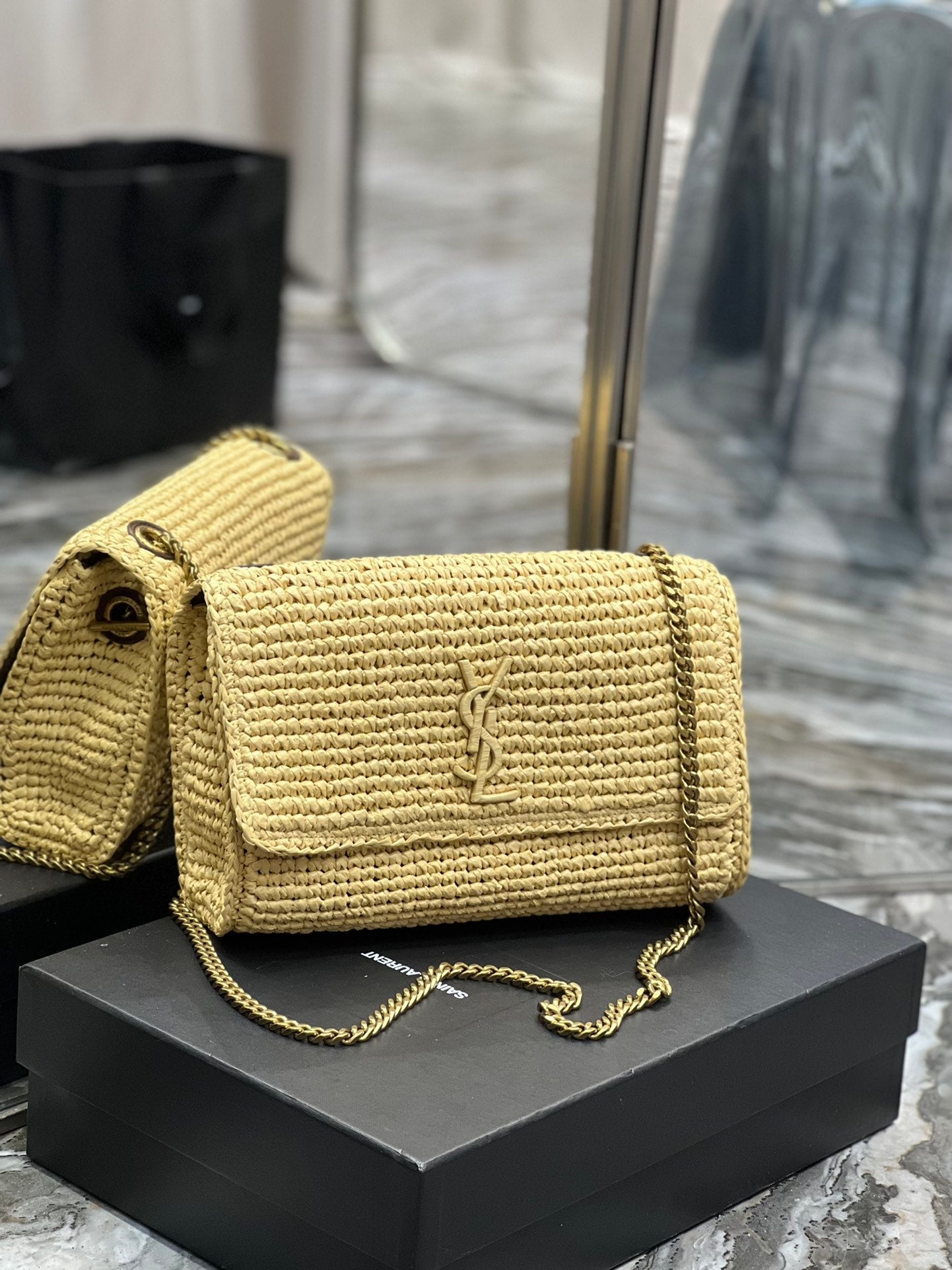 Yves Saint Laurent Niki Medium Chain Bag