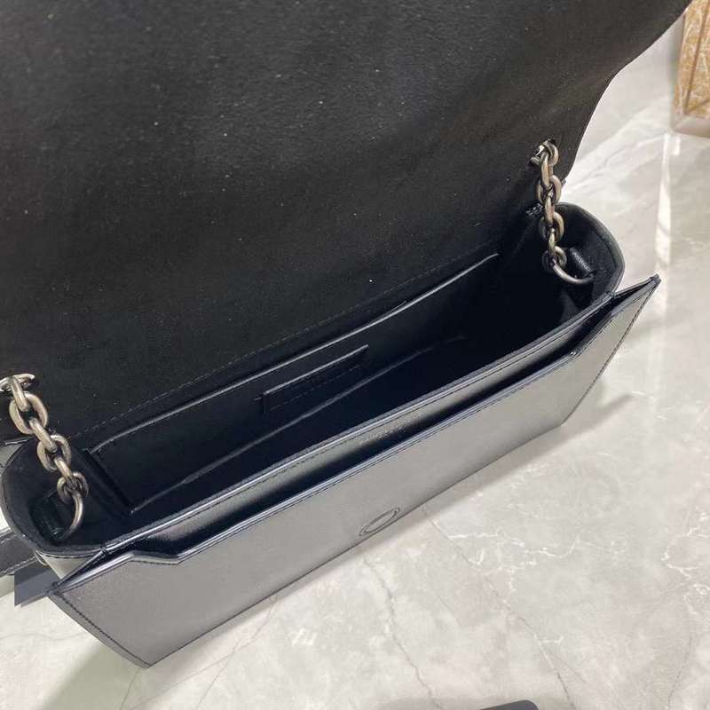 Yves Saint Laurent - Bags 
