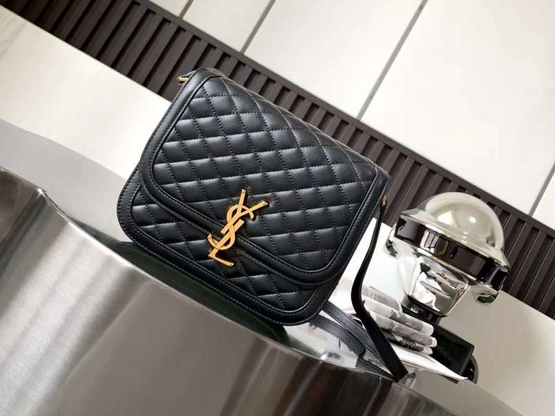 Yves Saint Laurent - Bags 