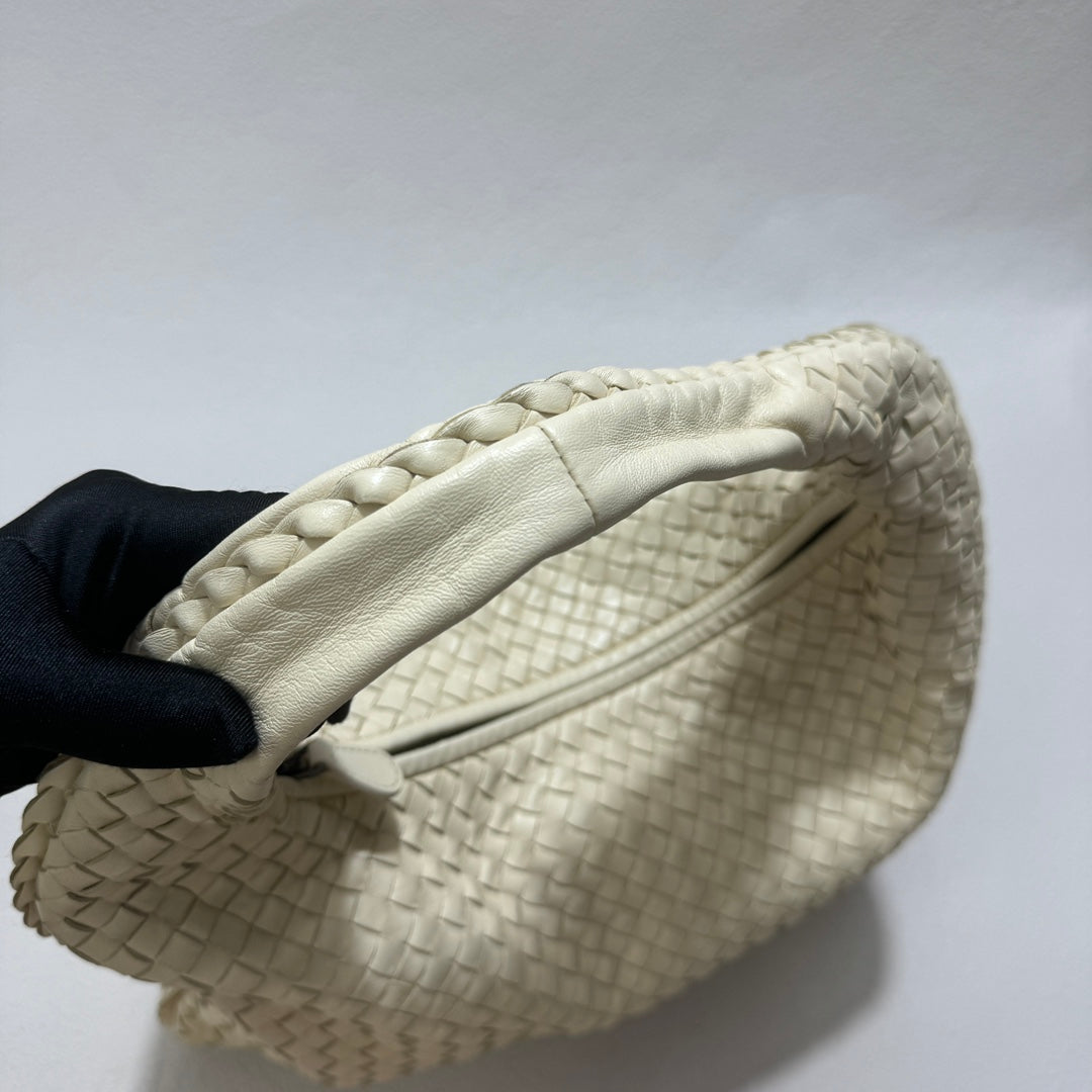 Bottega Veneta Hobo Bag Large Leather Milk White 47cm
