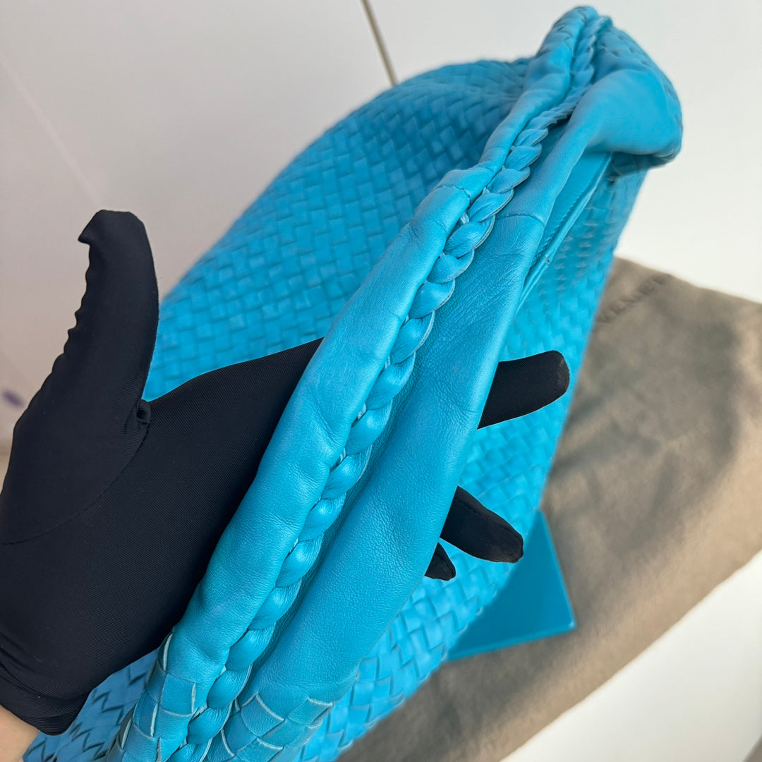 Bottega Veneta Belly Hobo Intrecciato Lambskin Leather Sky Blue Large 50cm