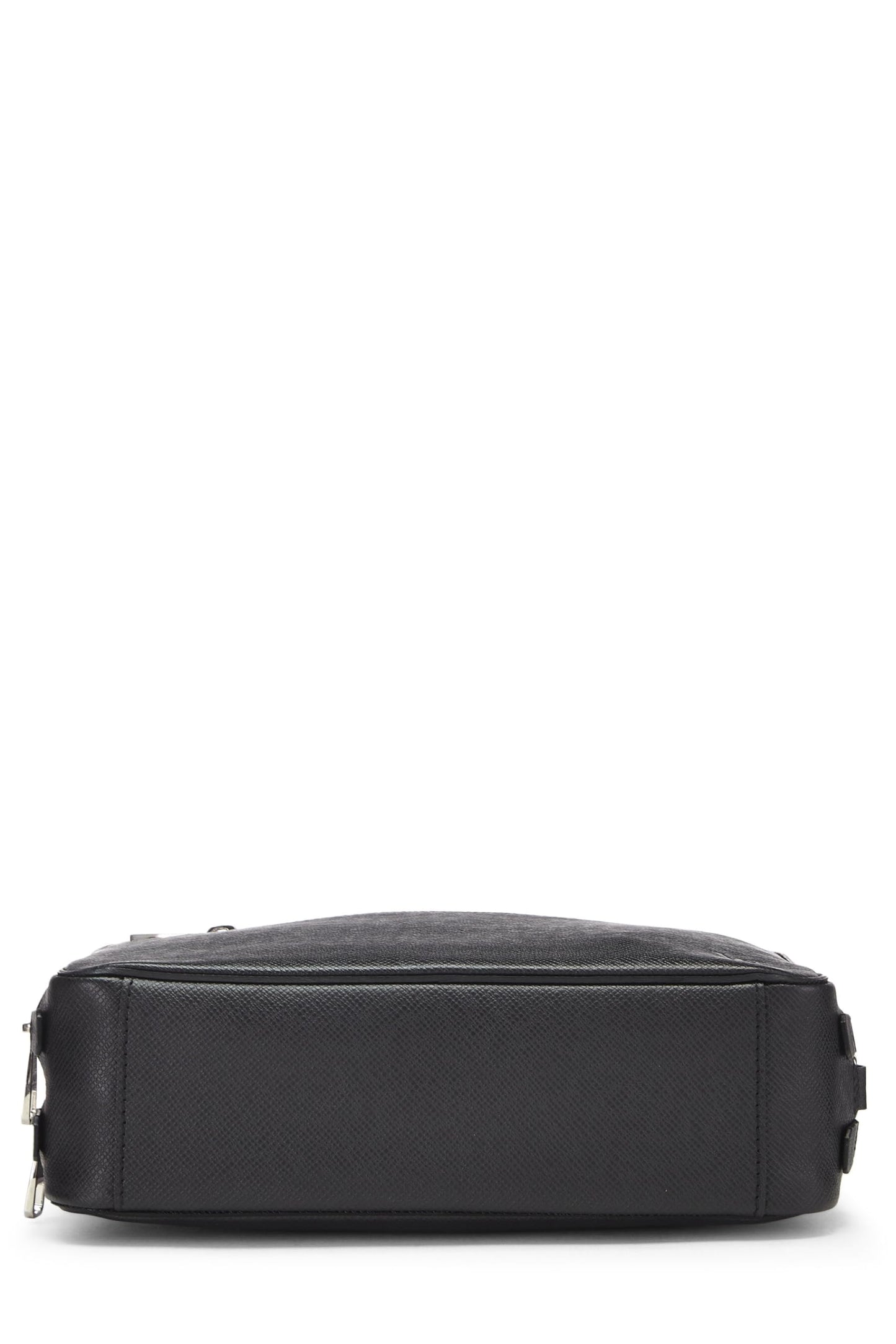 Louis Vuitton, Black Taiga Neo Pavel, Black