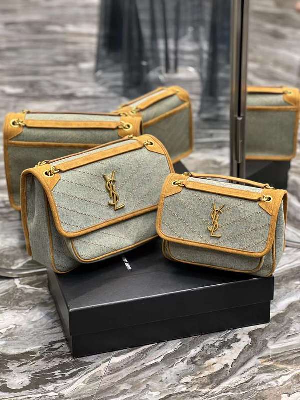 Yves Saint Laurent - Bags 